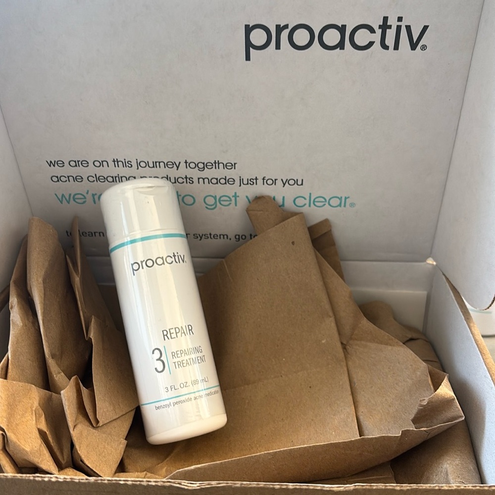 NWT. 3 Fl oz Proactiv Repairing Treatment